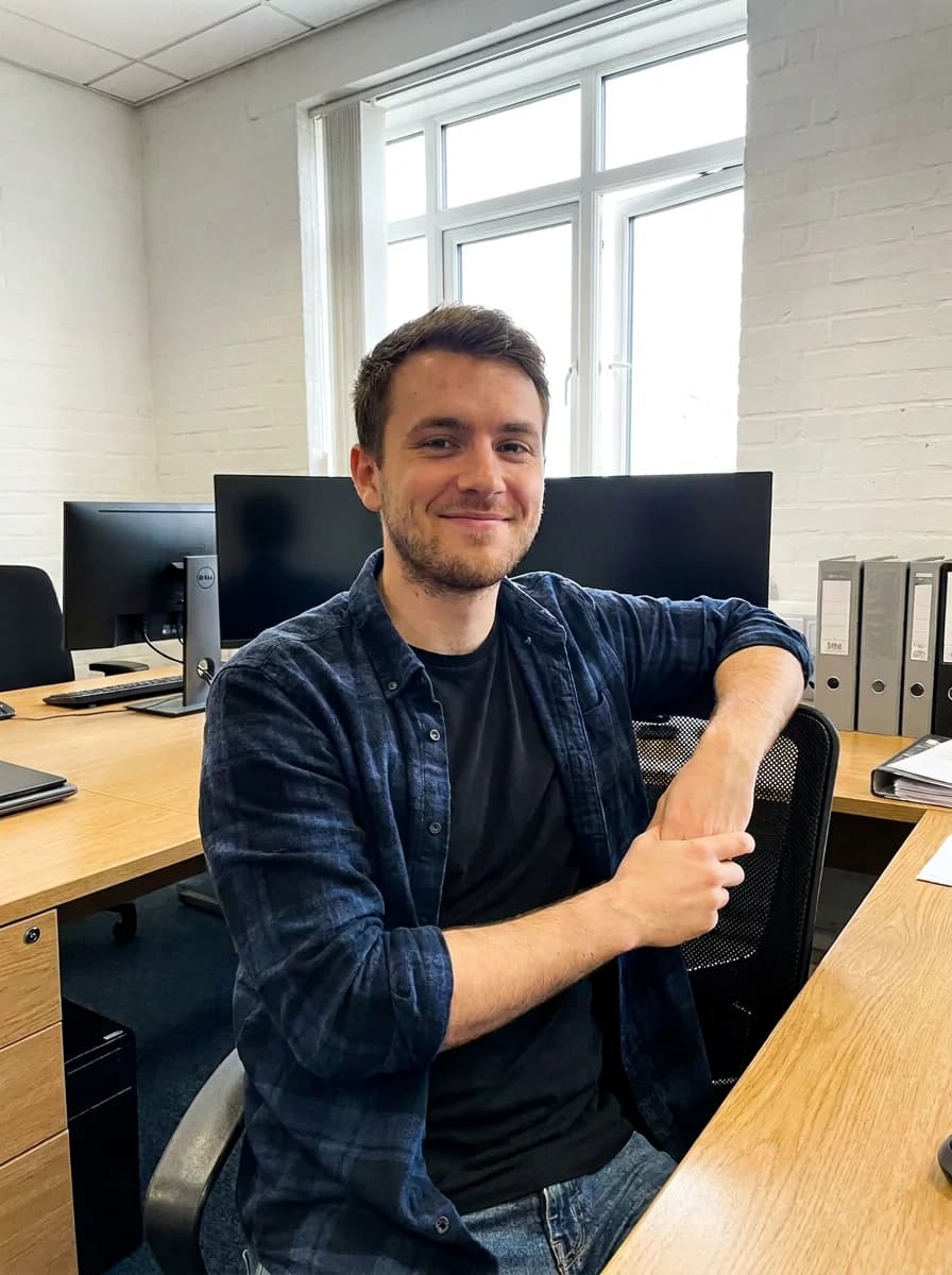 Максим Усик — FULLSTACK DEVELOPER, МАЙПЛ